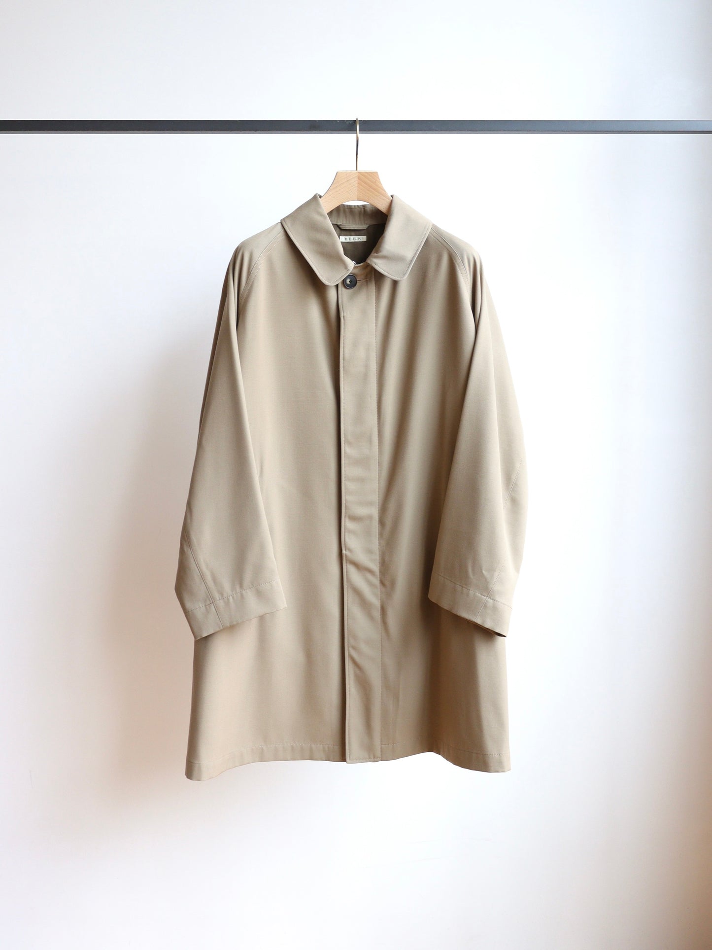 COAT080 Albert Beige
