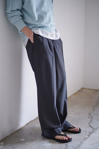 ULTRA FINE TROPICAL WOOL TWO-TUCK SLACKS