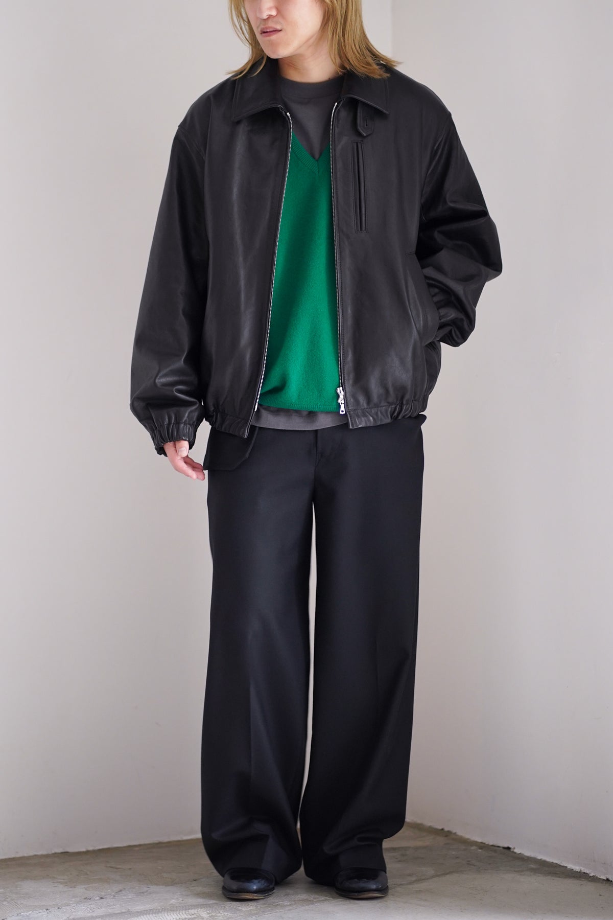CALF ZIP SHORT JACKET
