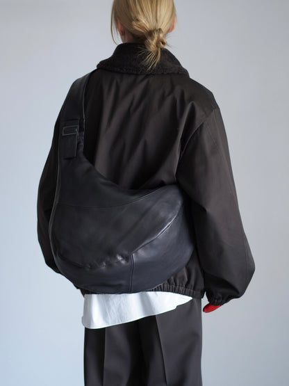 TWIST SHOULDER BAG