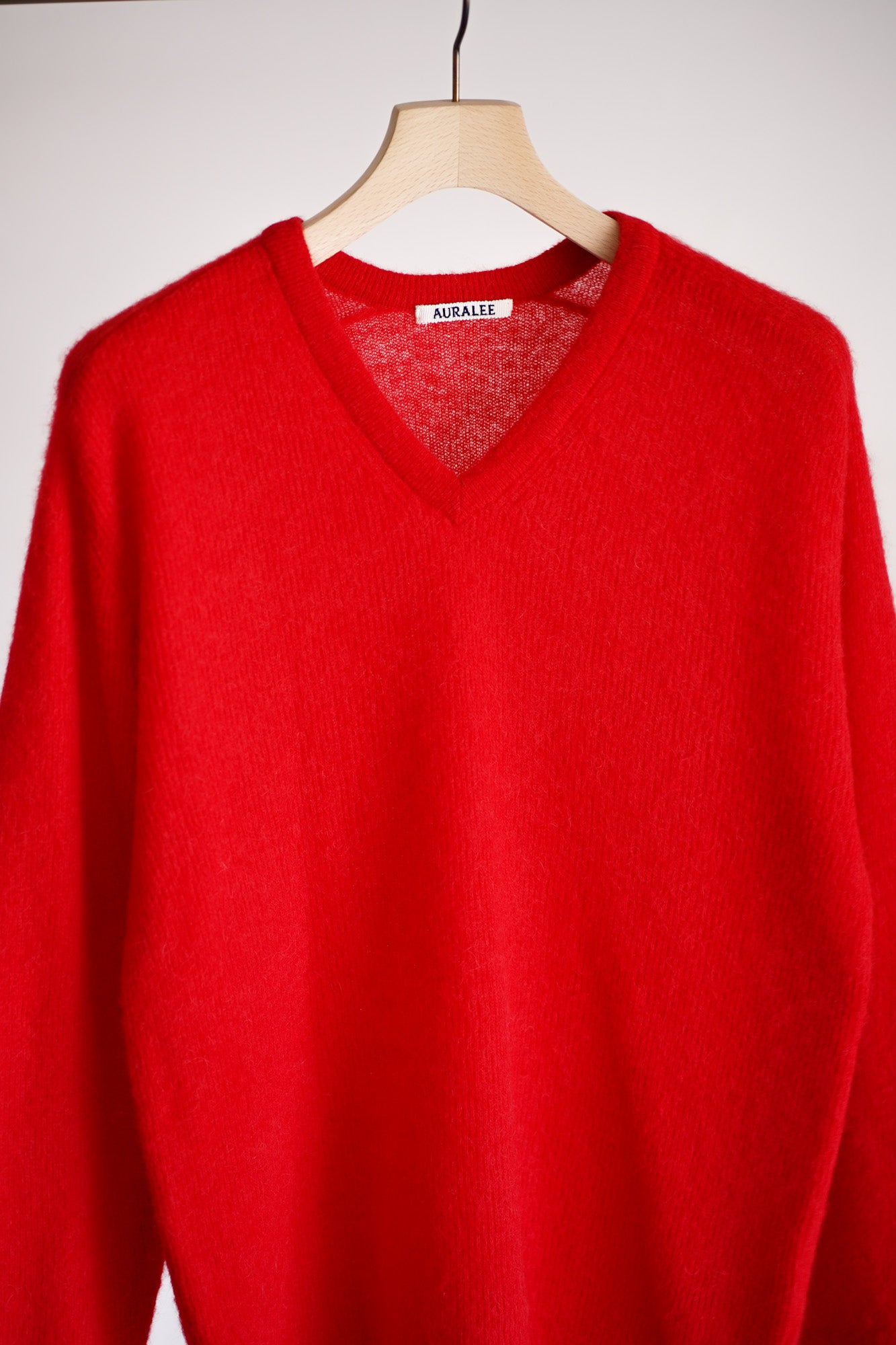 BABY SURI ALPACA SHEER KNIT V-NECK P/O