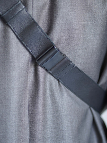 LEATHER SLING BAG