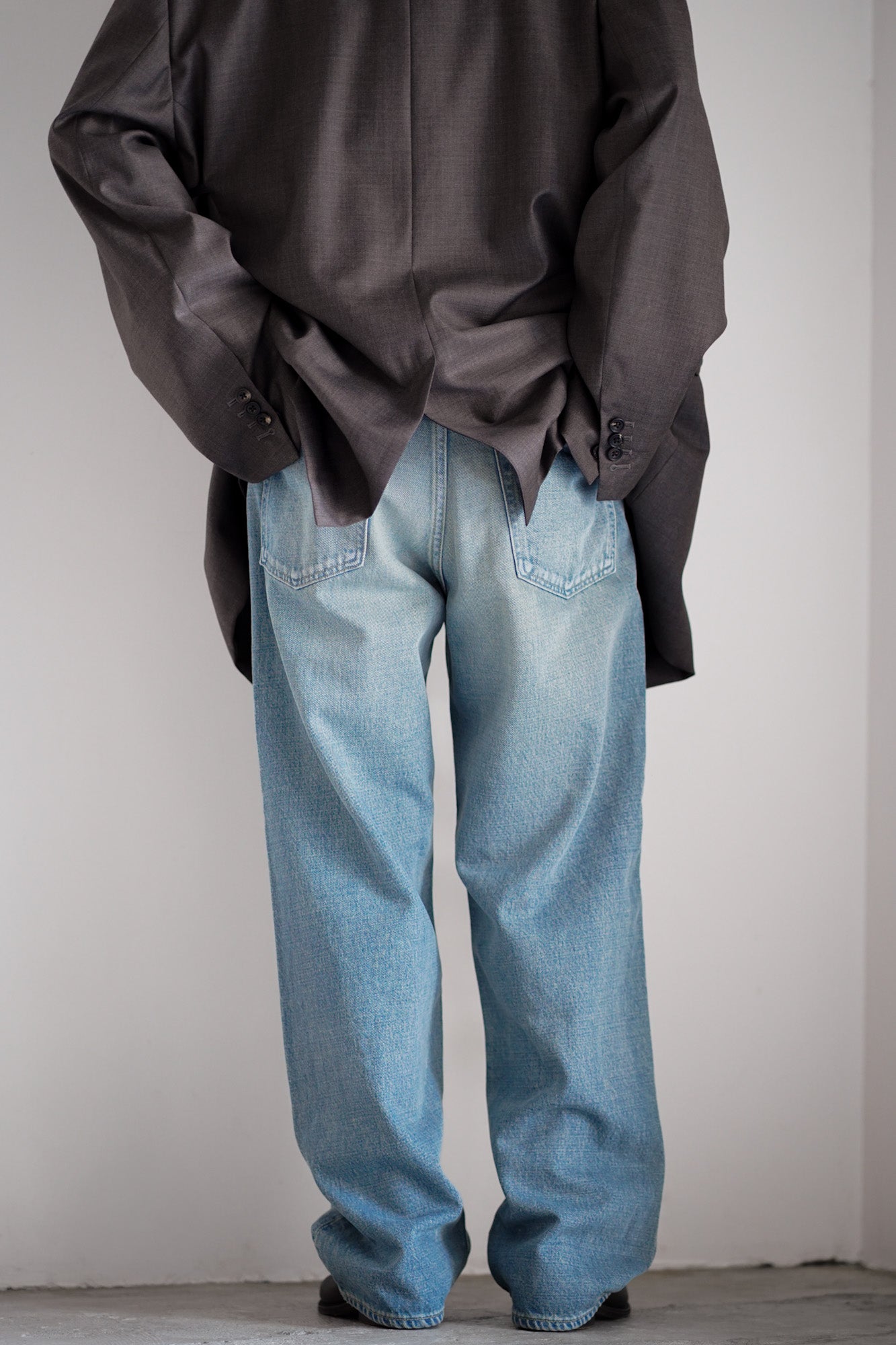OVERSIZE FIT DENIM PANTS