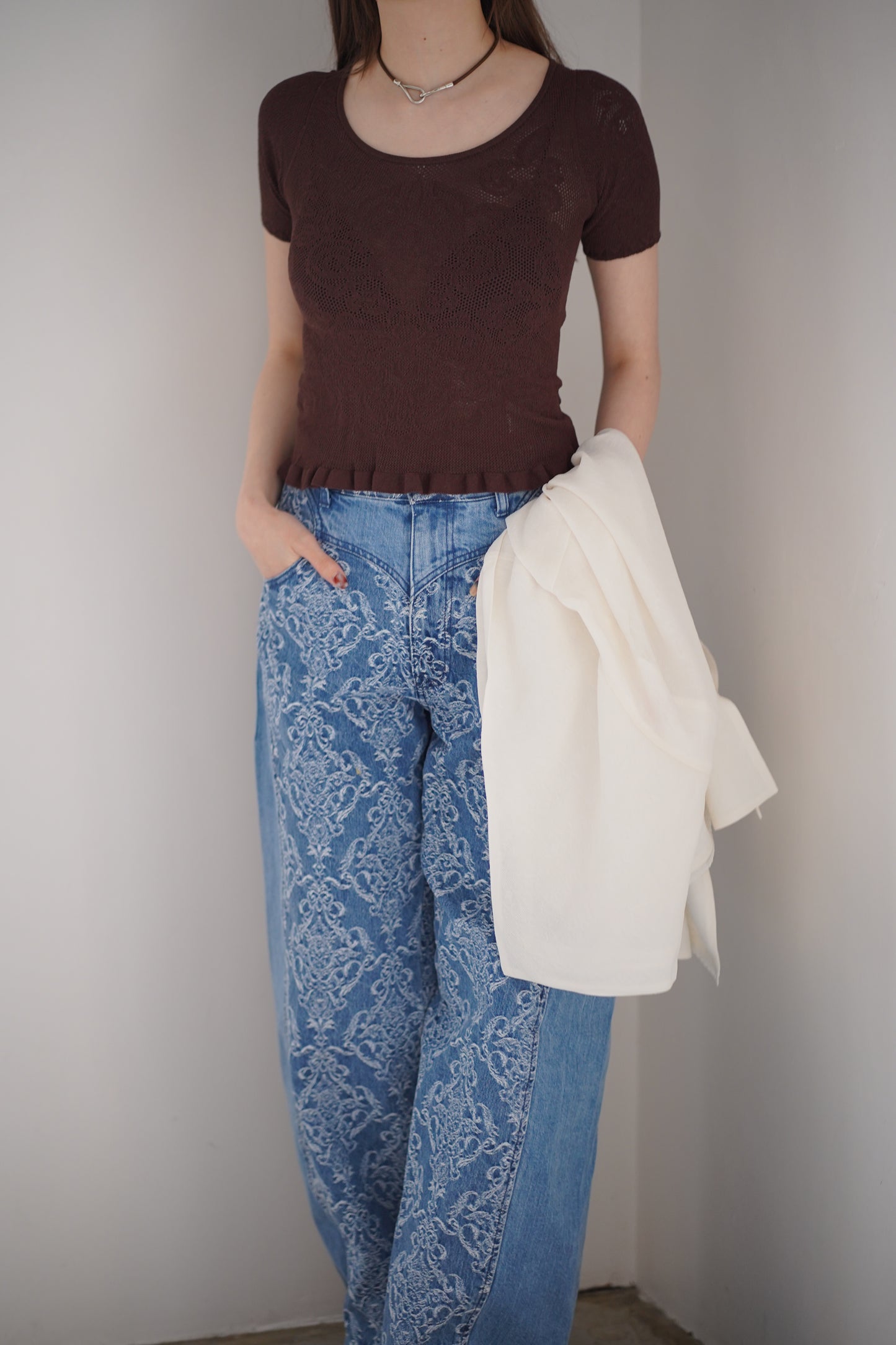 DAMASK LACE SCOOP-NECK TOP