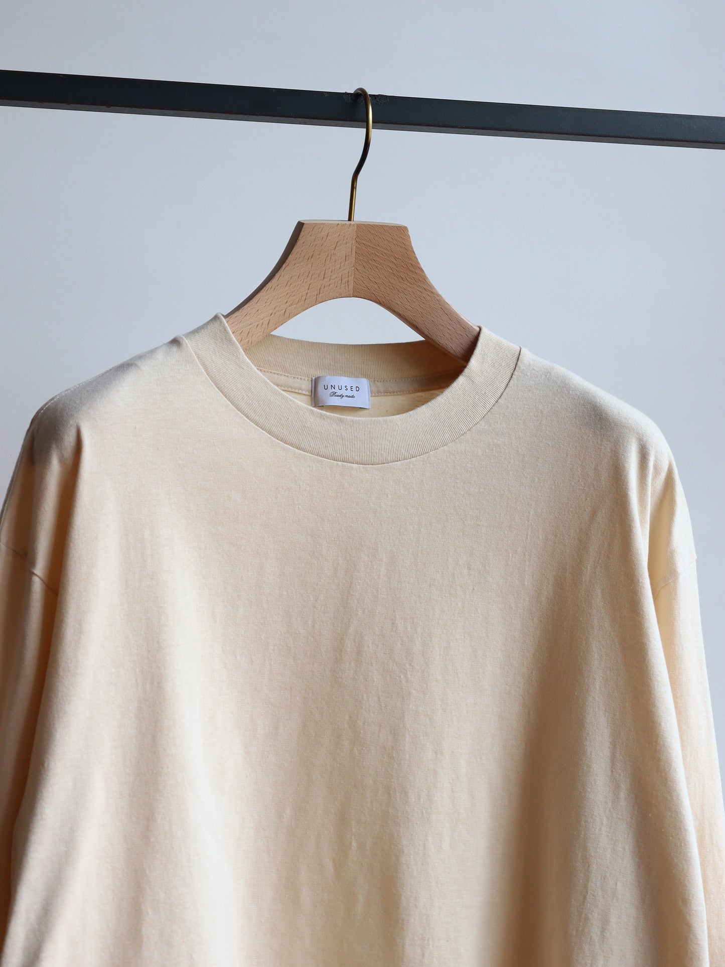 US2591 / CREW NECK LONG SLEEVE T-SHIRT