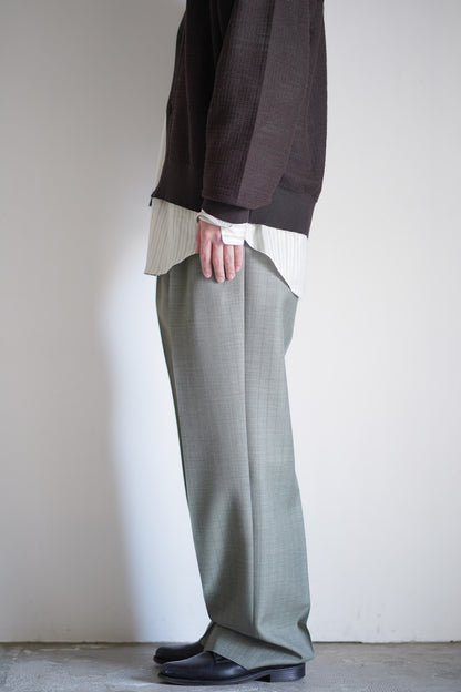BLUEFACED WOOL TWO-TUCK SLACKS