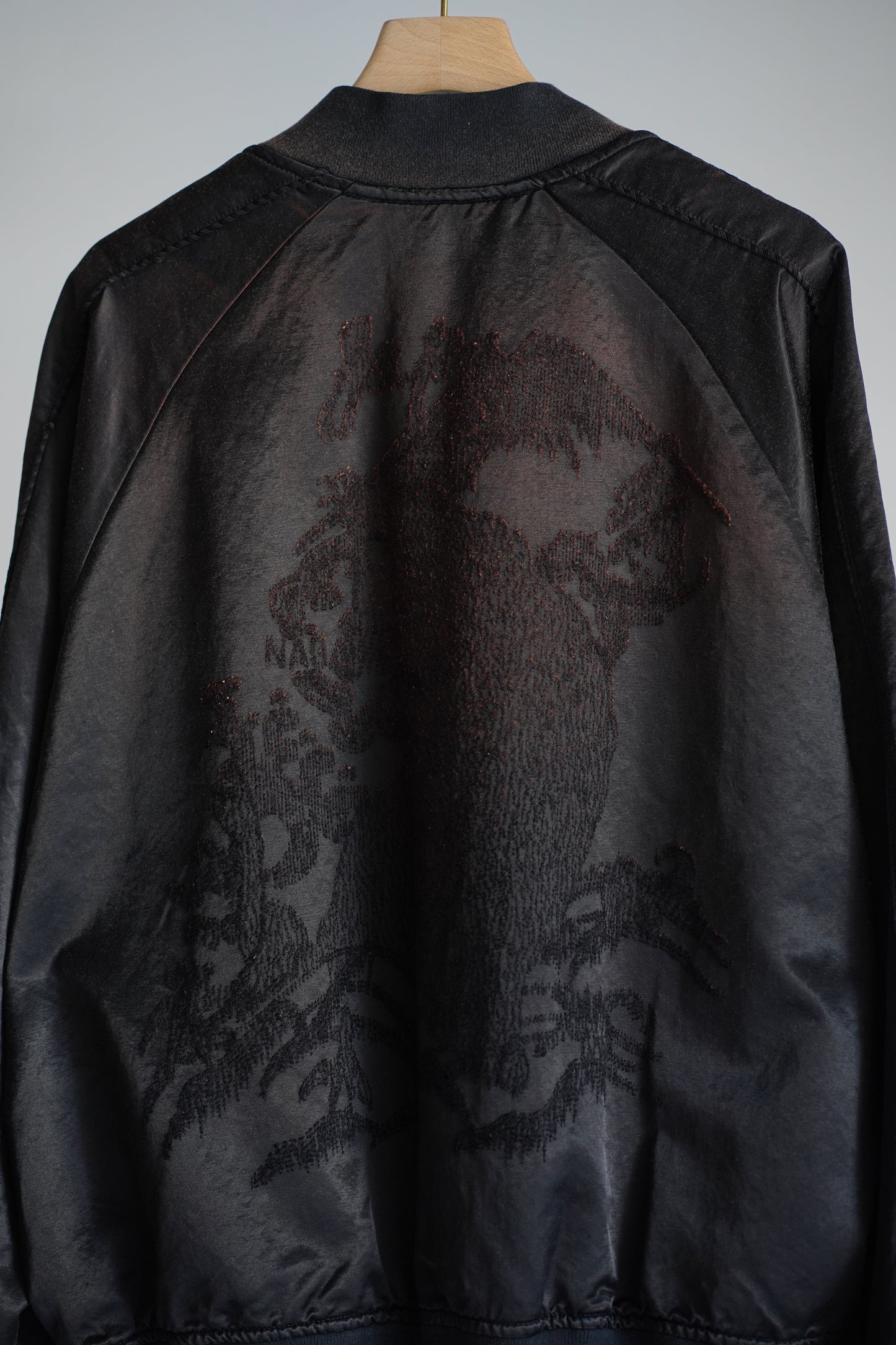 THREADLESS AIR EMBROIDERY SOUVENIR JACKET