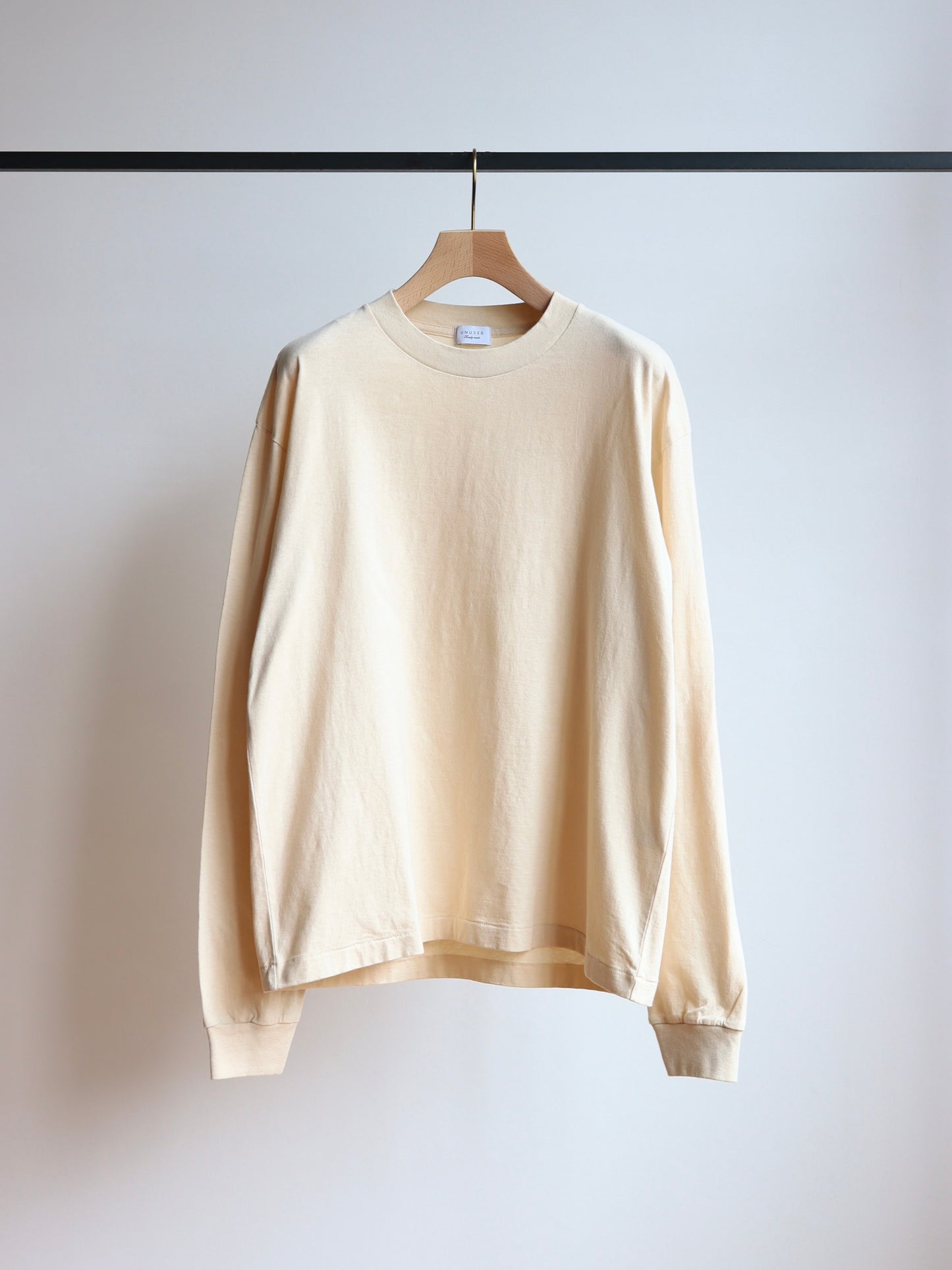 US2591 / CREW NECK LONG SLEEVE T-SHIRT