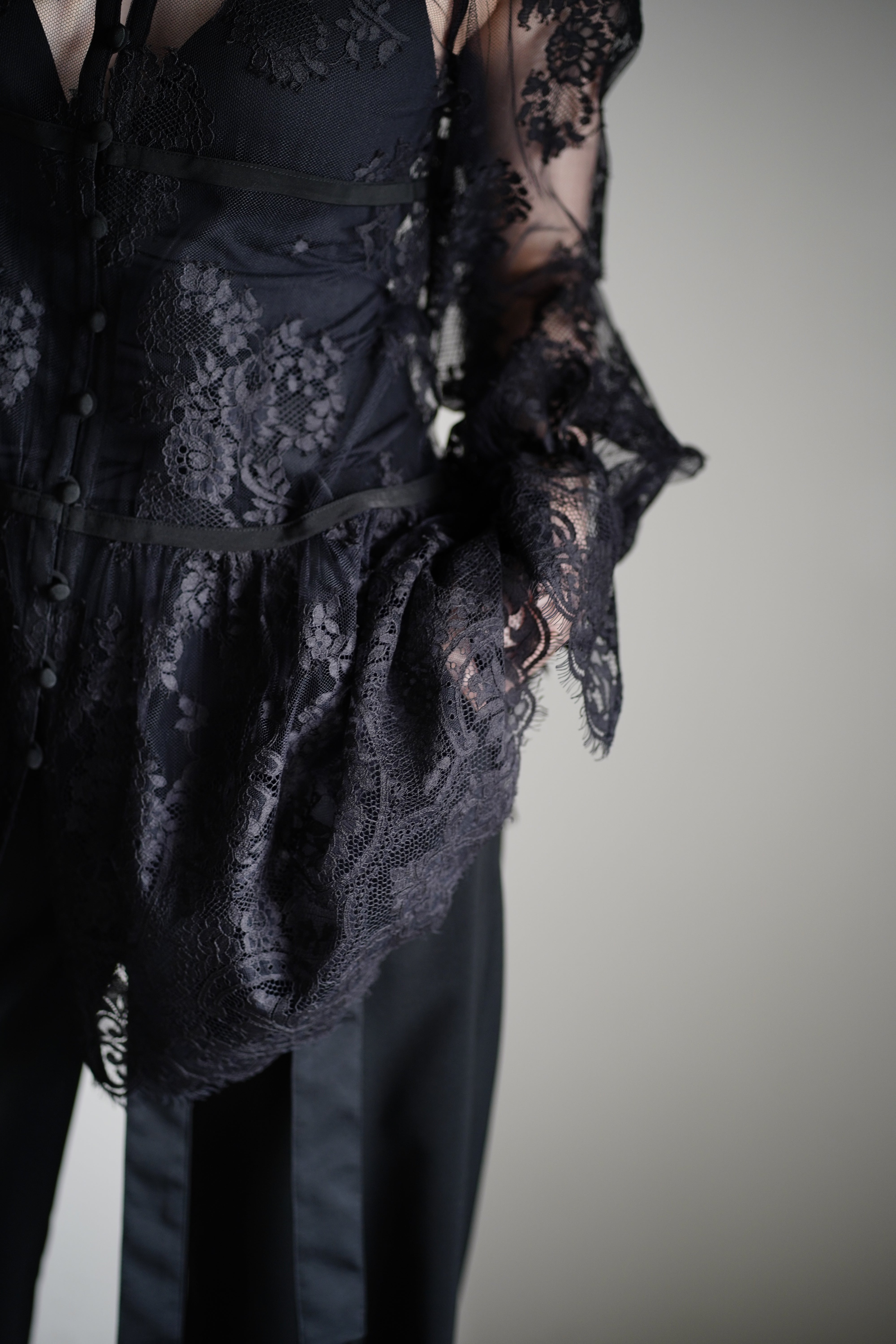 FETICO | LACE GATHERED BLOUSE | 公式通販 – イデアル公式オンライン