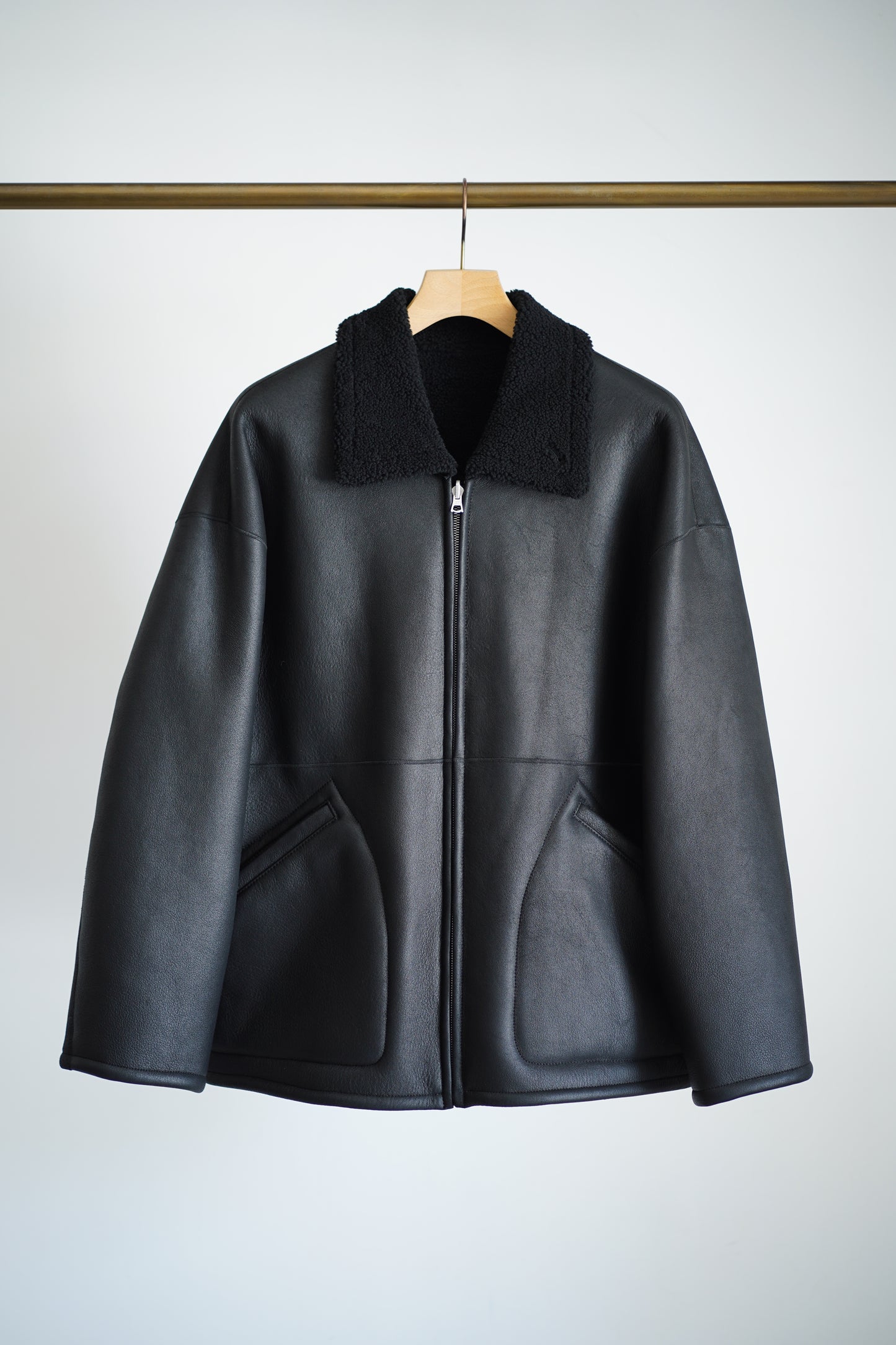 MERINO MOUTON ZIP BLOUSON