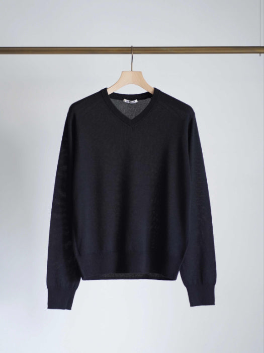 SUPER FINE CASHMERE SILK KNIT V-NECK P/O
