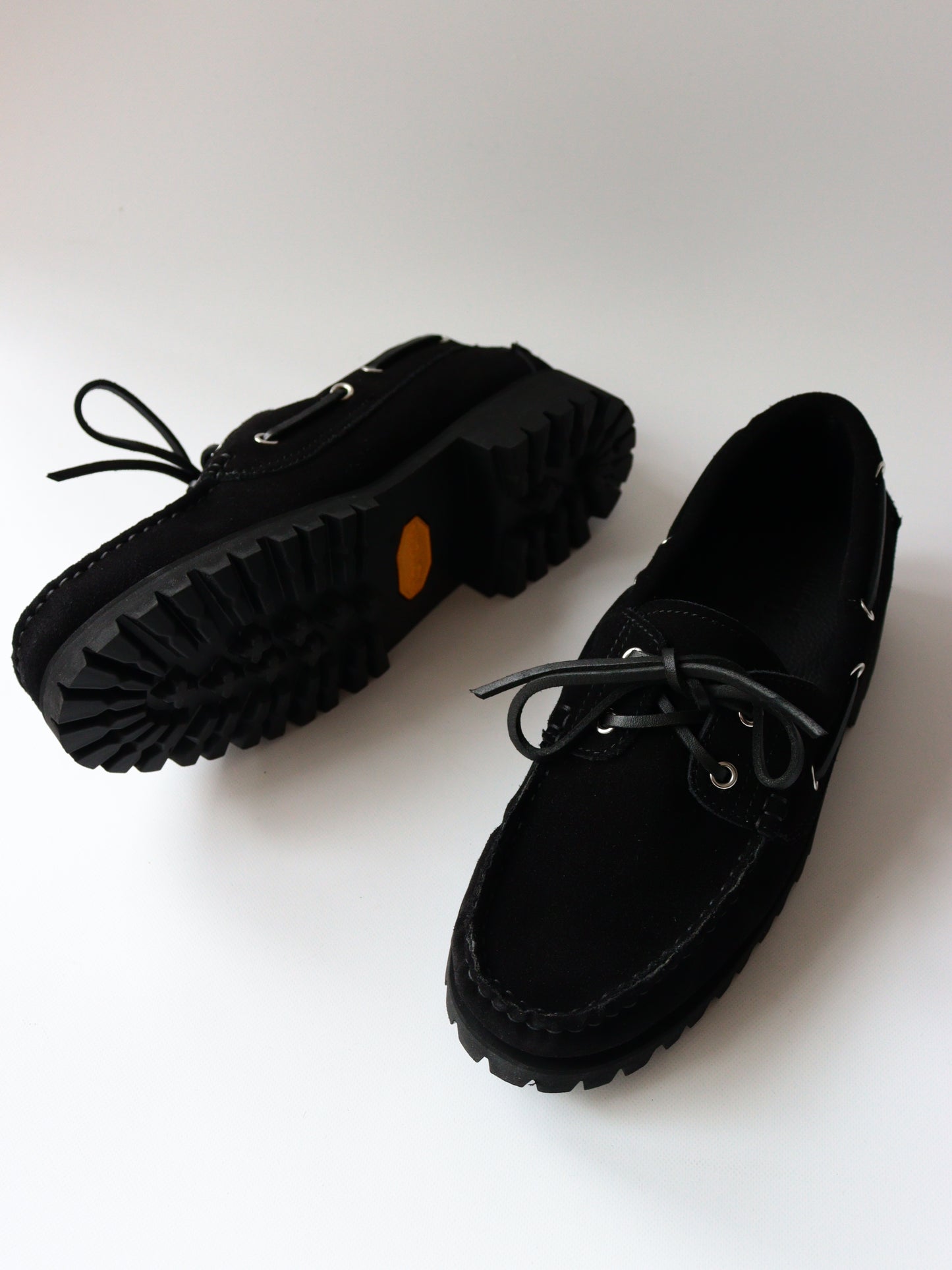 UH0633 / SUICOKE DECK SHOES