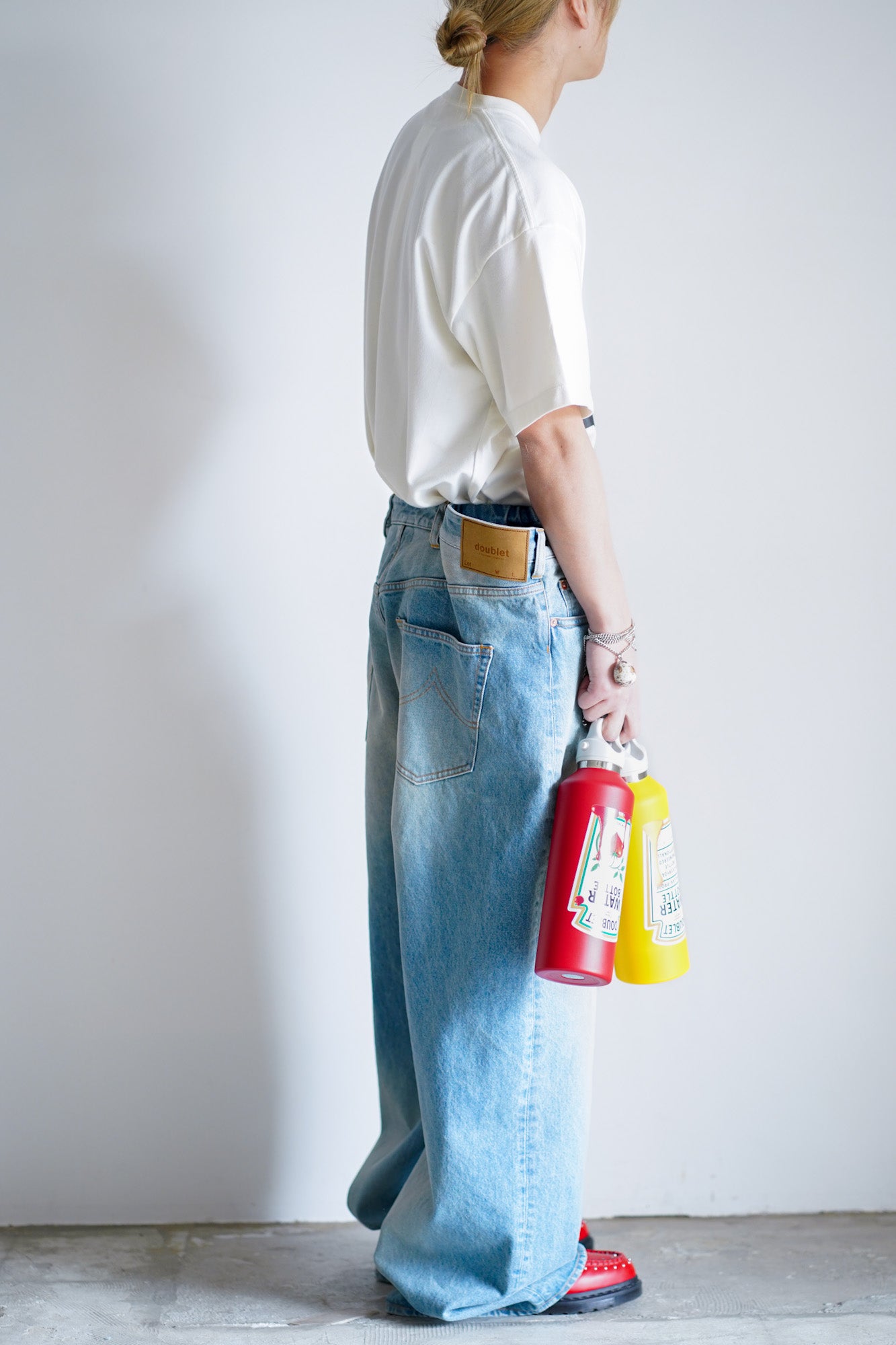 FLOATING WAIST DENIM PANTS