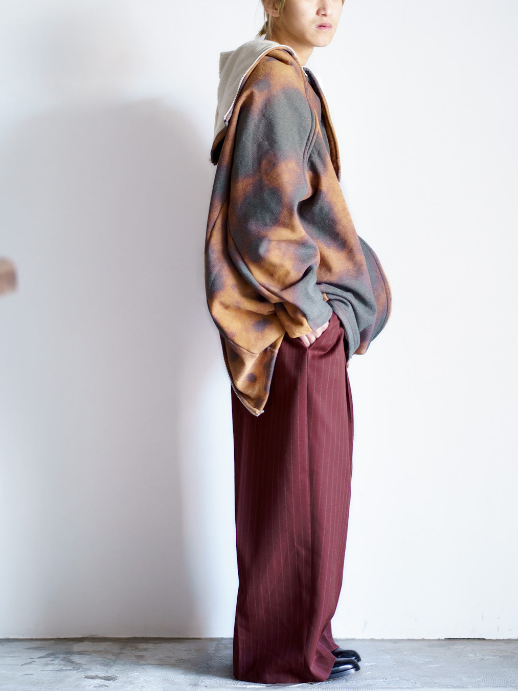 PEELABLE BANANA HOODIE