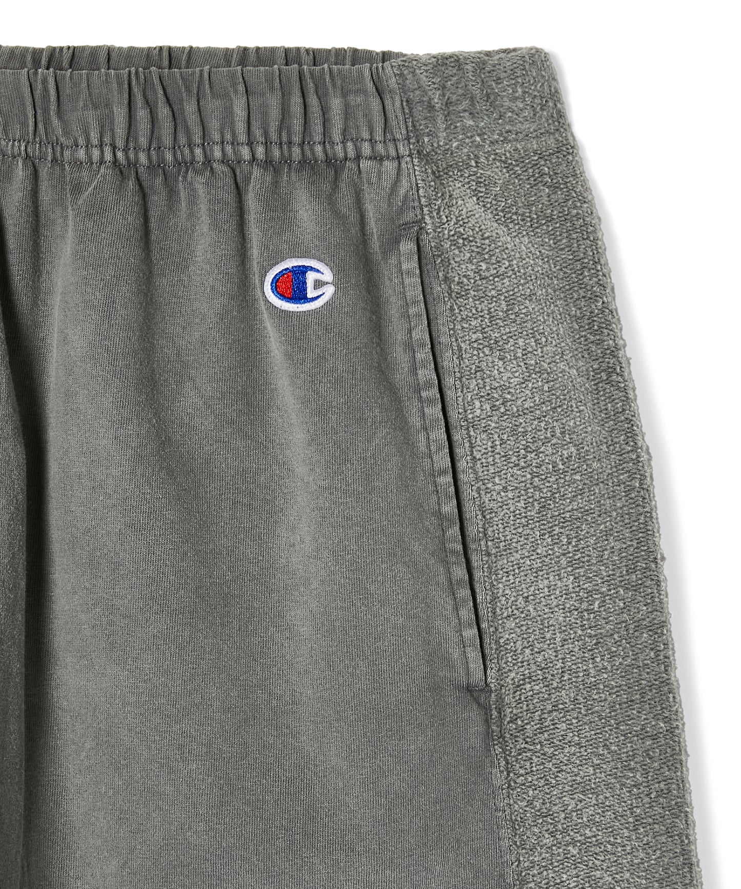 × Champion HALF PANTS