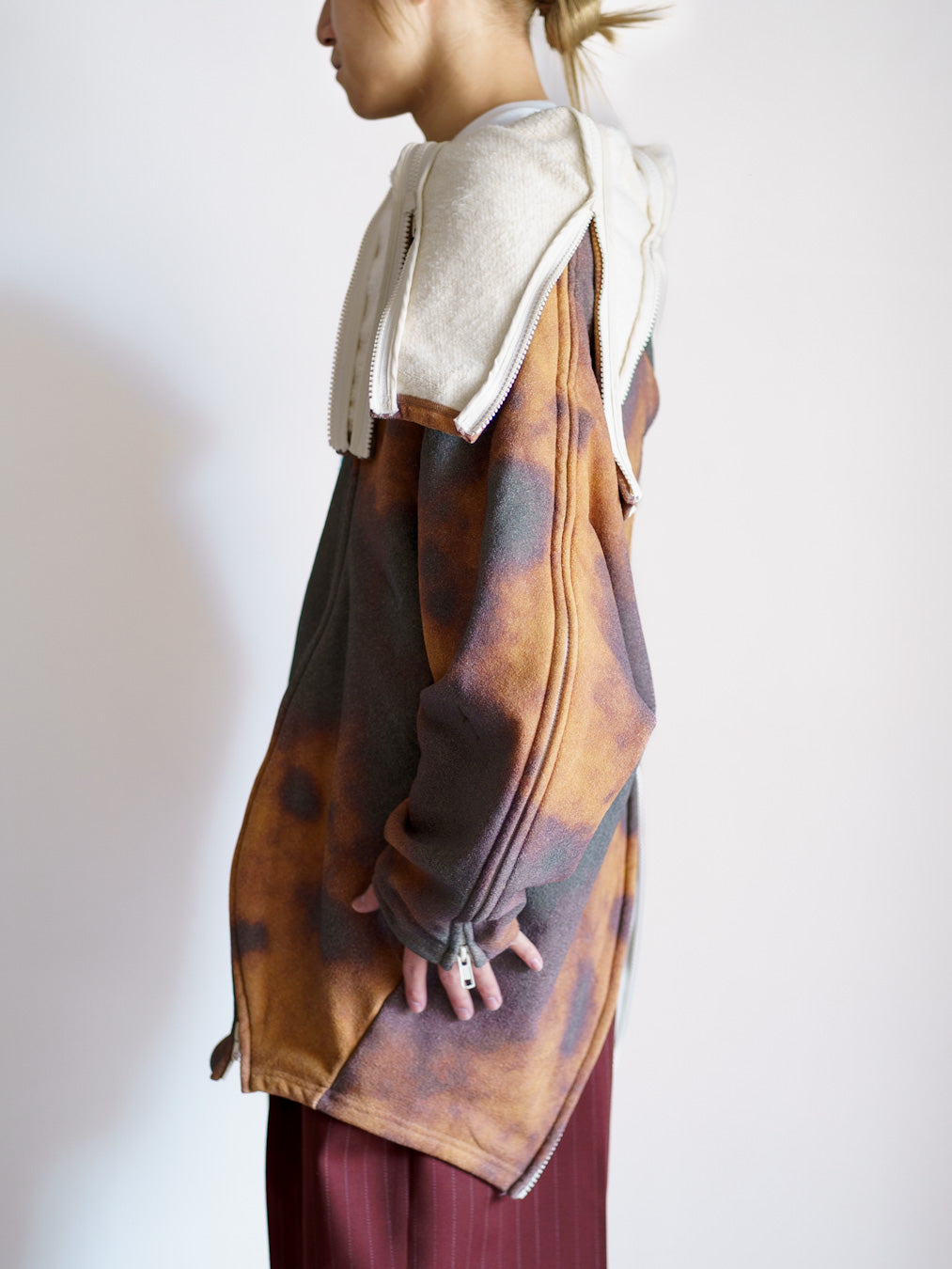 PEELABLE BANANA HOODIE