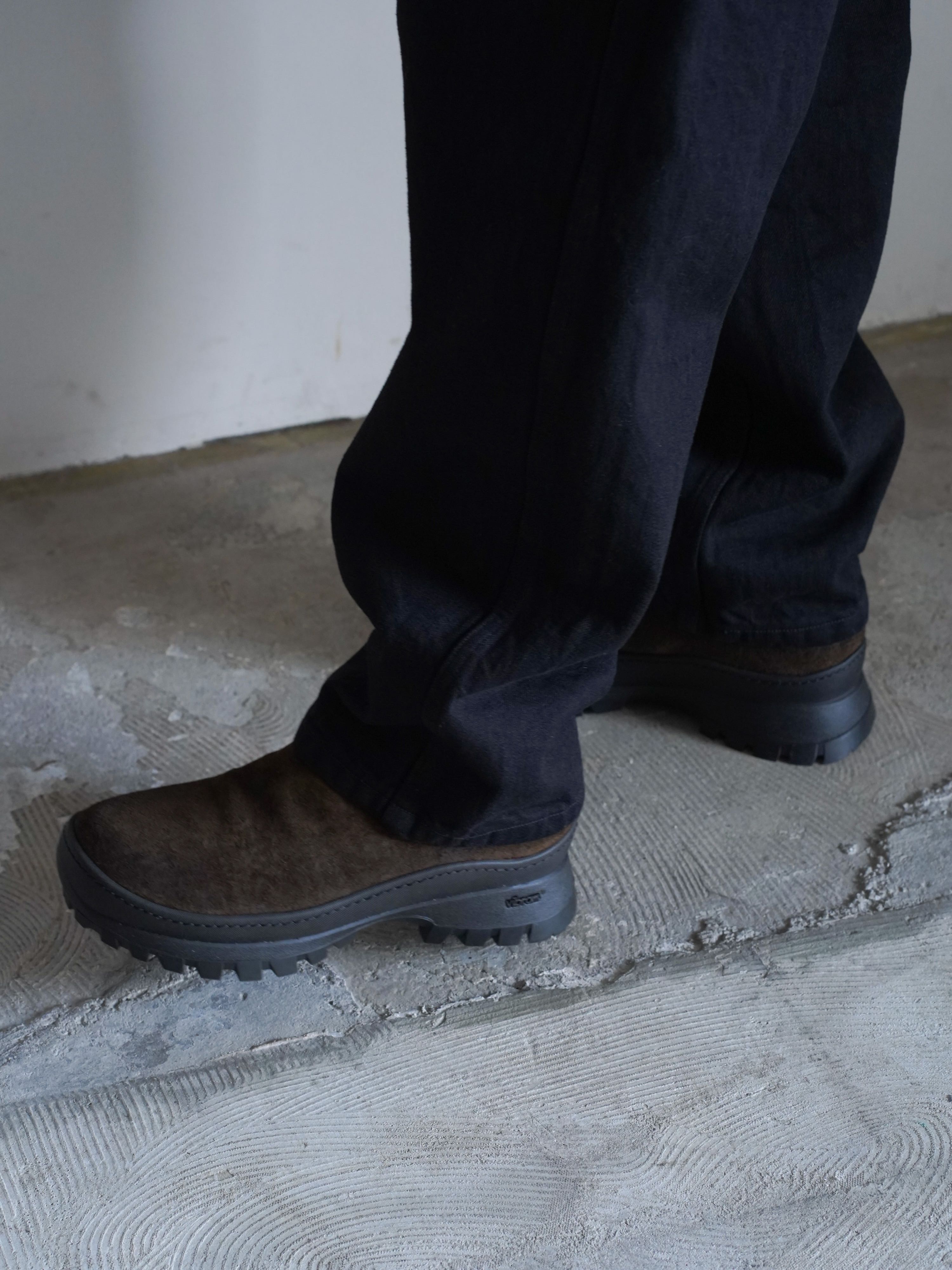 COMOLI × GUIDI | VS バックジップ ブーツ ブラウン – イデアル公式