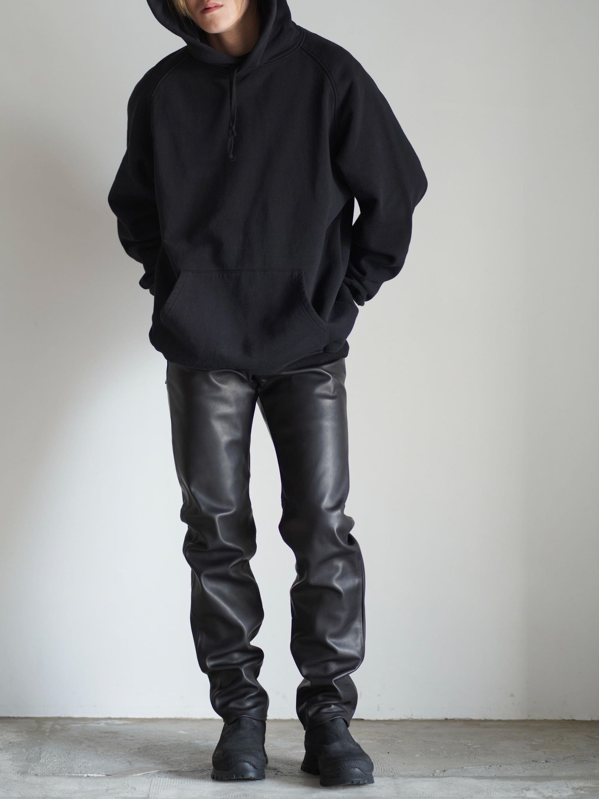 COMOLI GUIDI メンズ ブーツ  VS バックジップ ブーツ 通販 着画 全体