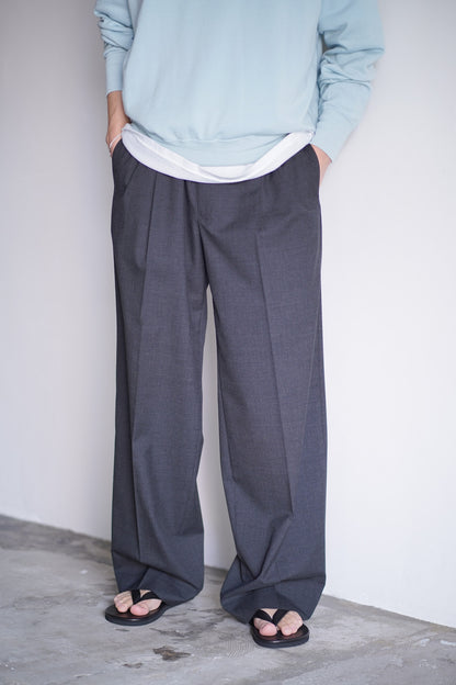 ULTRA FINE TROPICAL WOOL TWO-TUCK SLACKS
