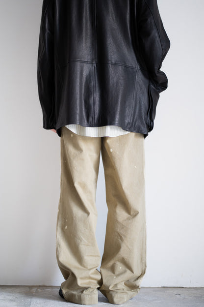GARMENT-DYED FINX LIGHT CHINO ONE-TUCK WIDE PANTS