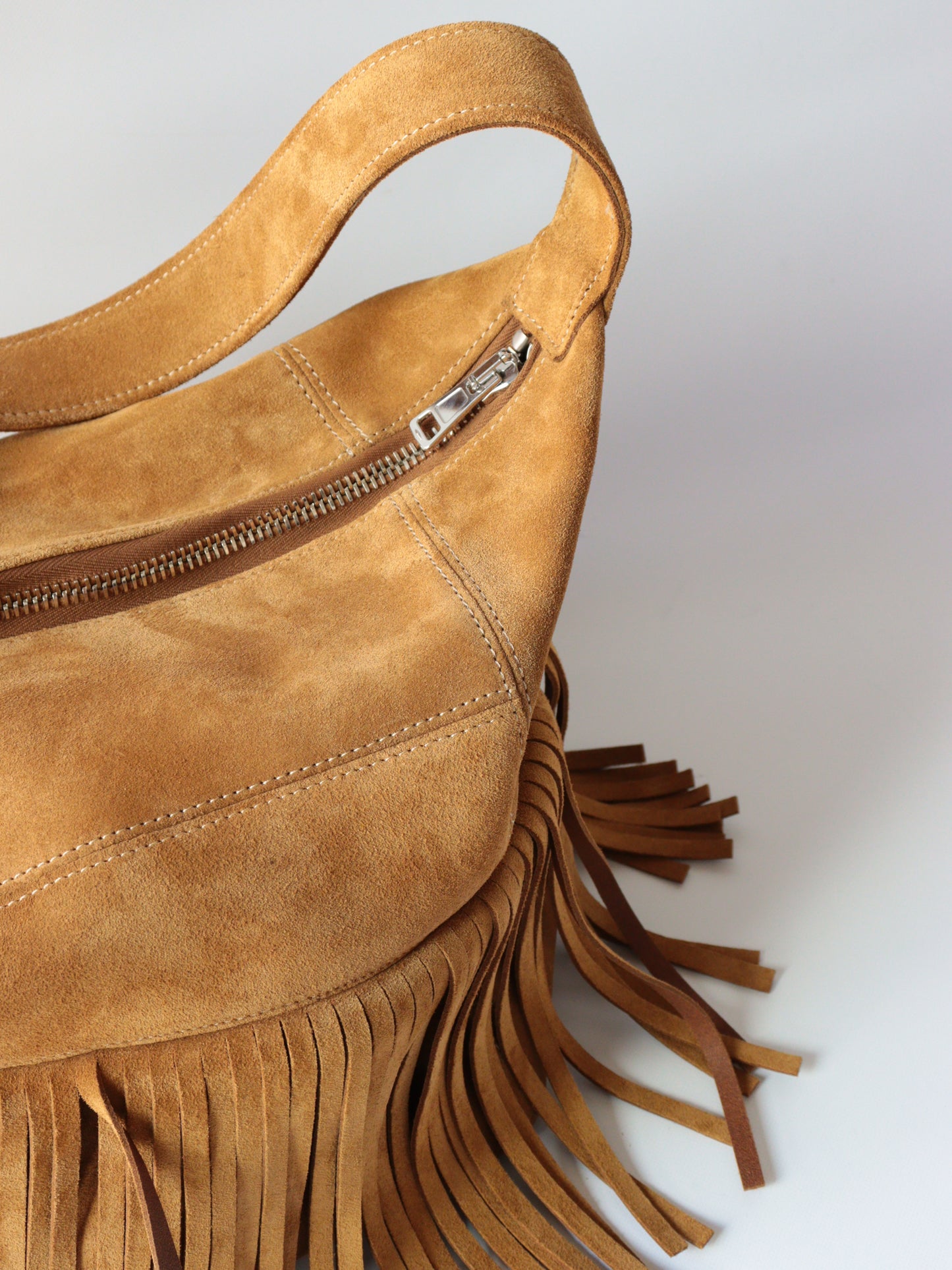 UH0636 / LEATHER BAG