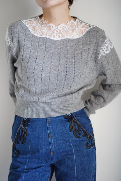 HAIRY LACE PANELED CROPPED PULLOVER