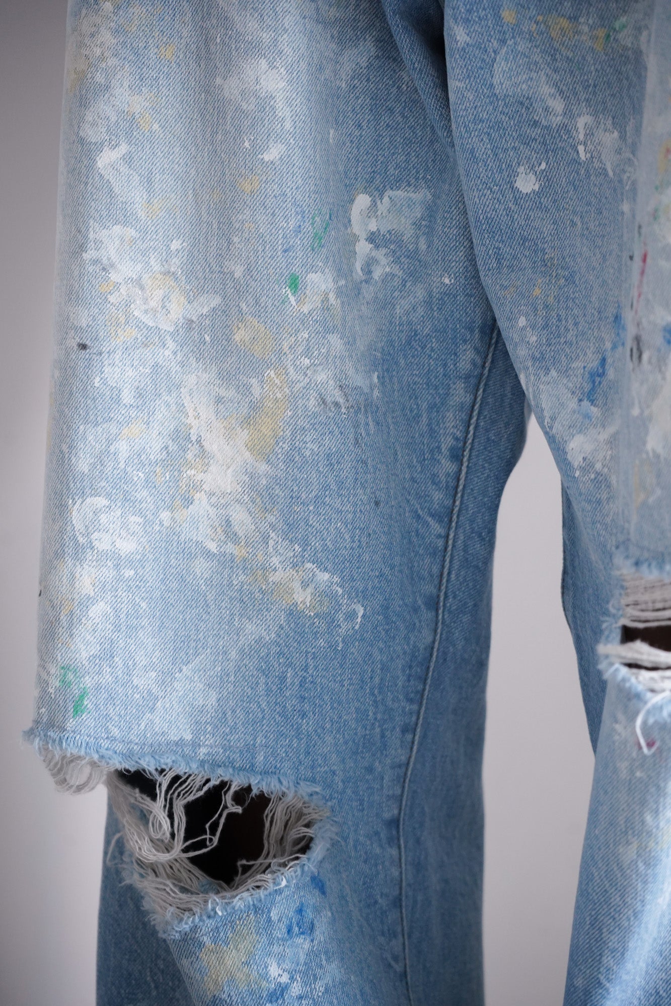 HL Damaged Denim