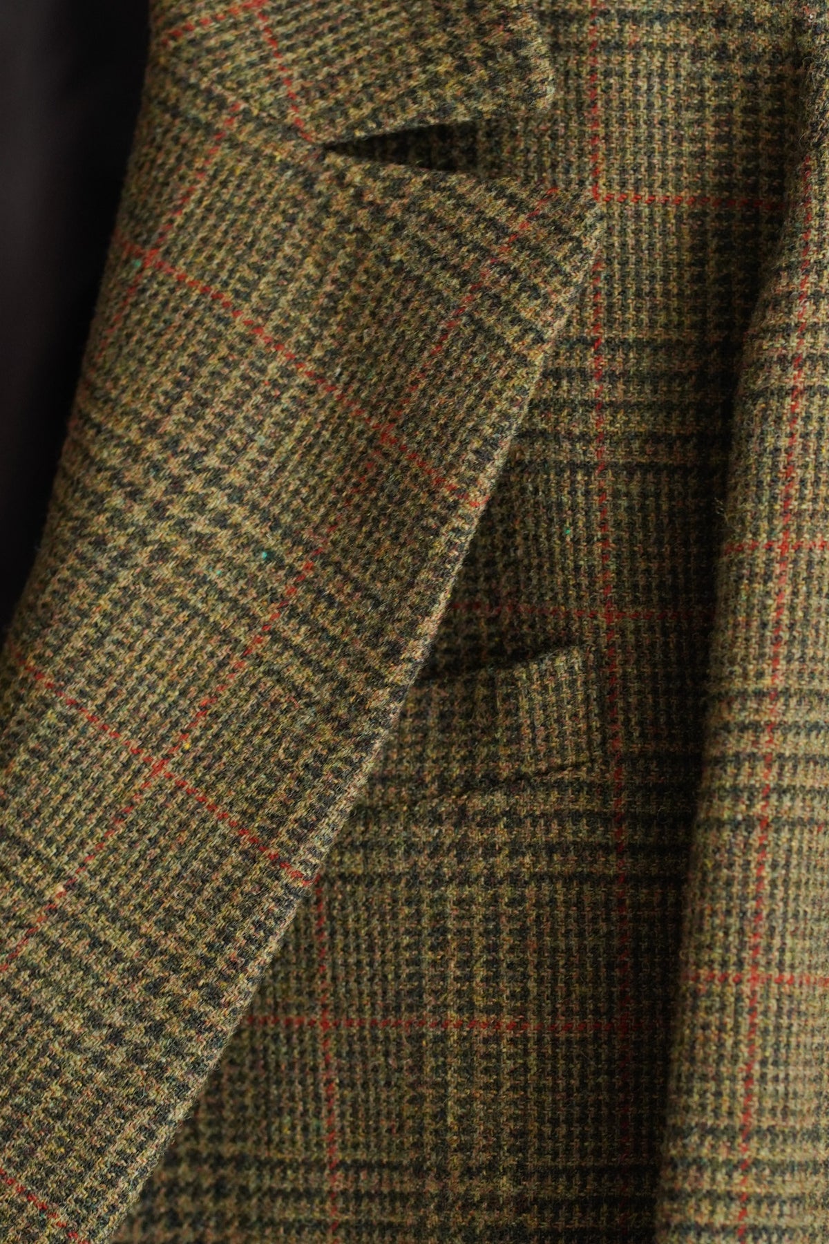 BRITISH TWEED OVERSIZED PEAK LAPEL JACKET