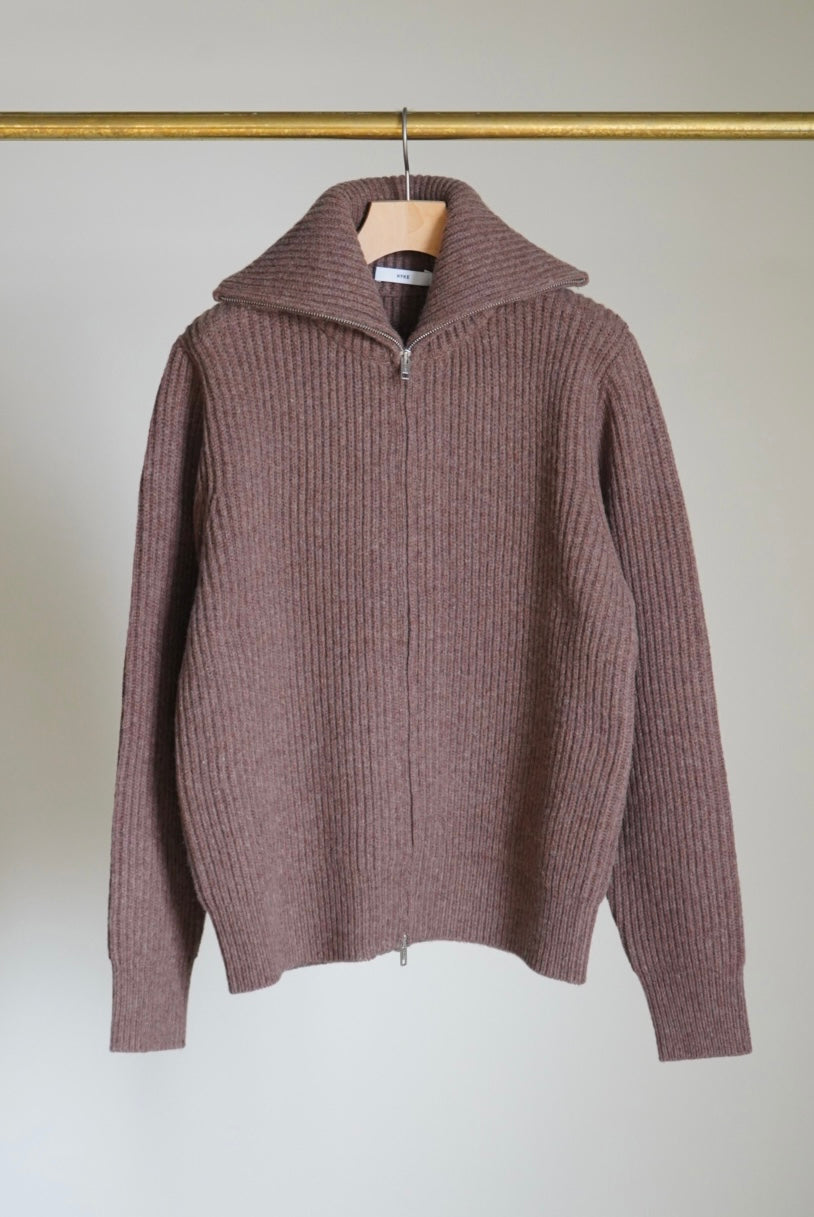 RIBBED ZIP SWEATER