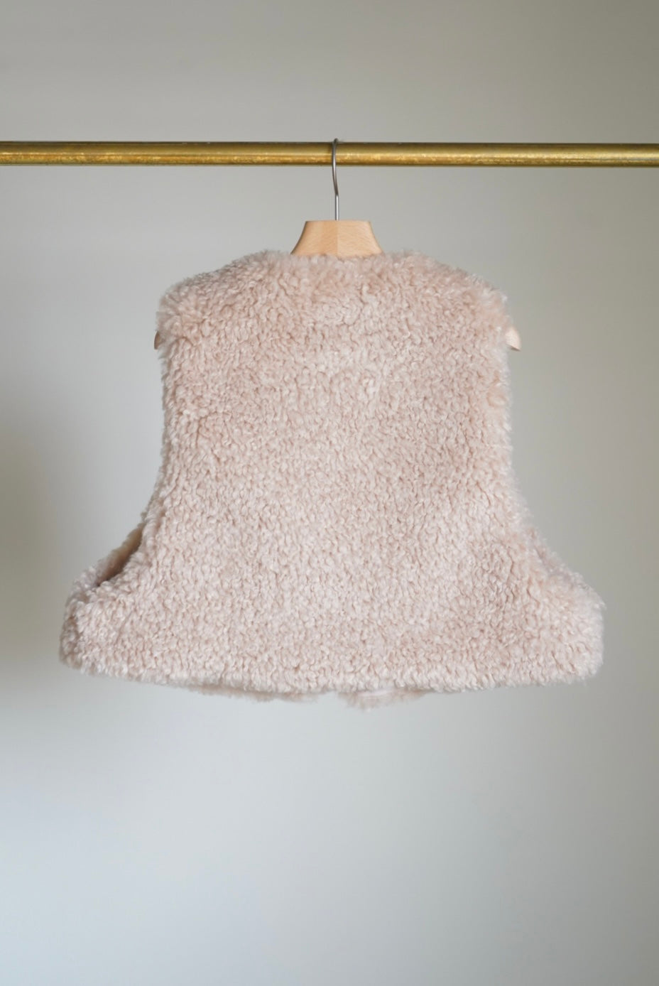 FAUX SHEARING CROPPED VEST