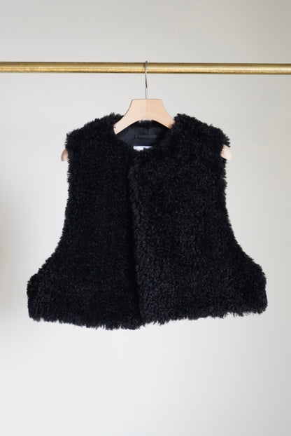 FAUX SHEARING CROPPED VEST