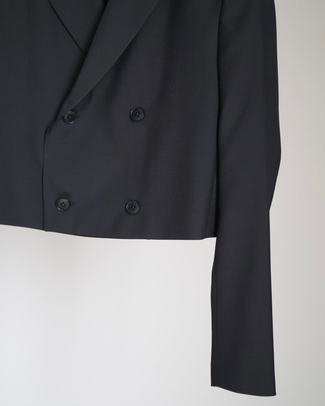 WOOL DOUBLE-BREASTED CROPPED BLAZER