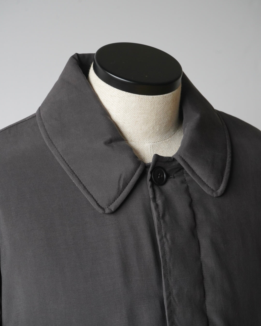 CROPPED PADDED BOMBER