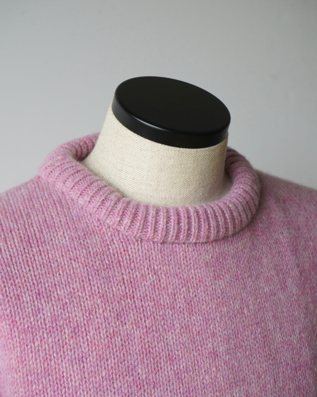 PADDED COLLAR SHETLAND OVERSIZED SWEATER