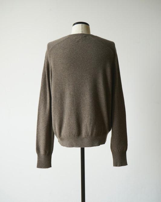OVERSIZED V NECK FLANNNEL SWEATER