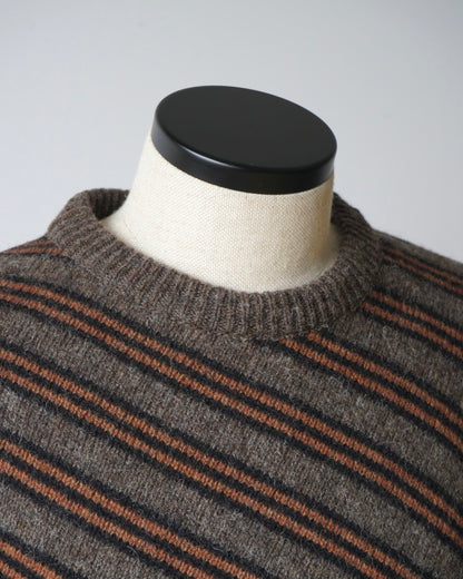 DIGONAL STRIPED SWEATER