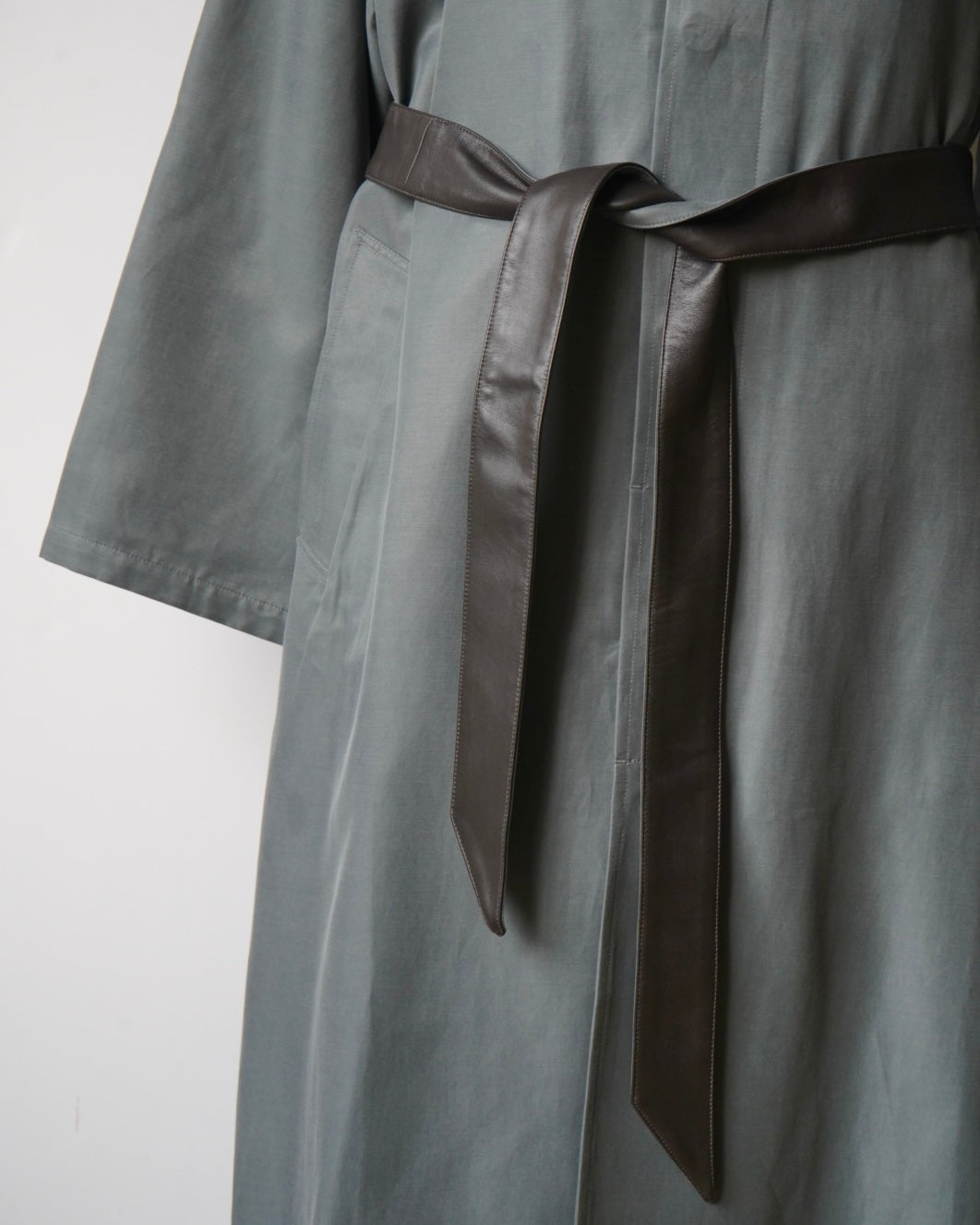 OVERSIZED TRENCH WITH LEATHER PATCH
