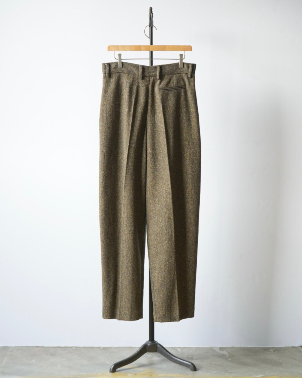 DOUBLE PLEATED WIDE PANTS