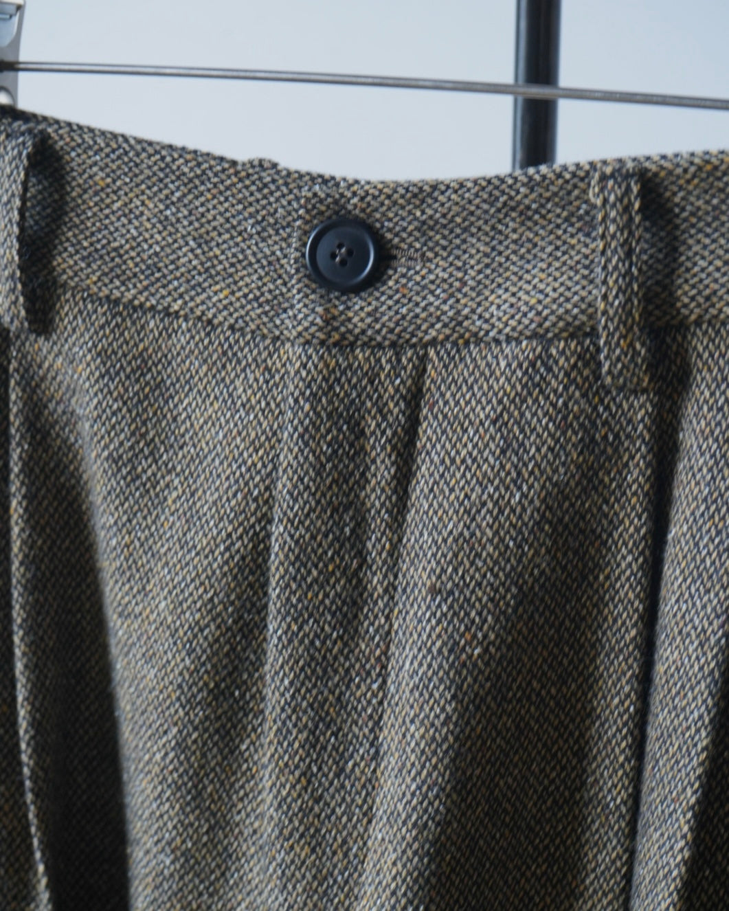 DOUBLE PLEATED WIDE PANTS