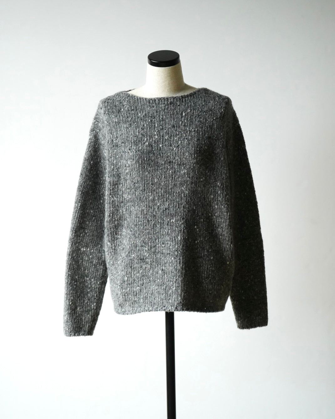 LOW-GAUGE HOMESPUN TWEED KNIT BOAT-NECK P/O
