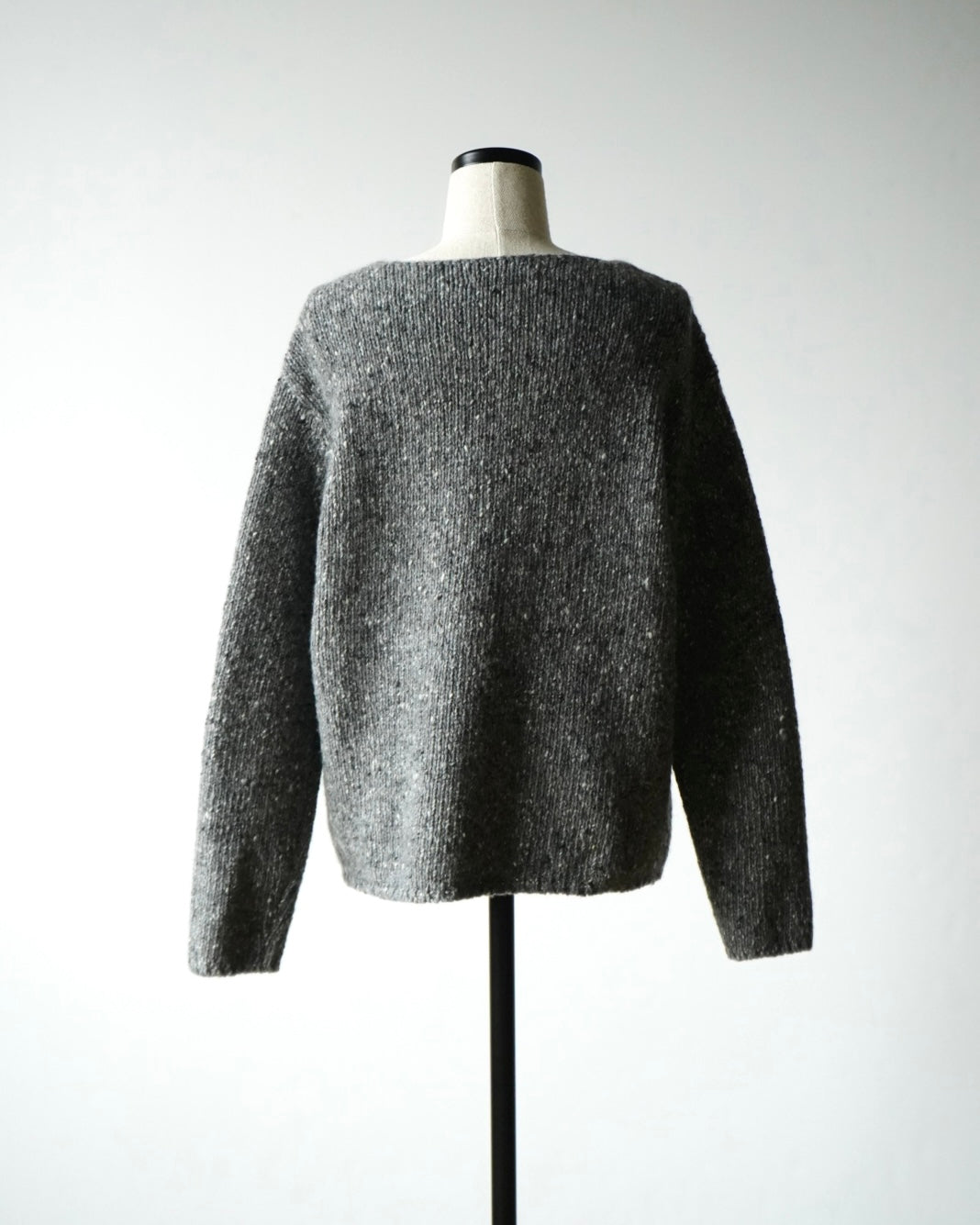 LOW-GAUGE HOMESPUN TWEED KNIT BOAT-NECK P/O