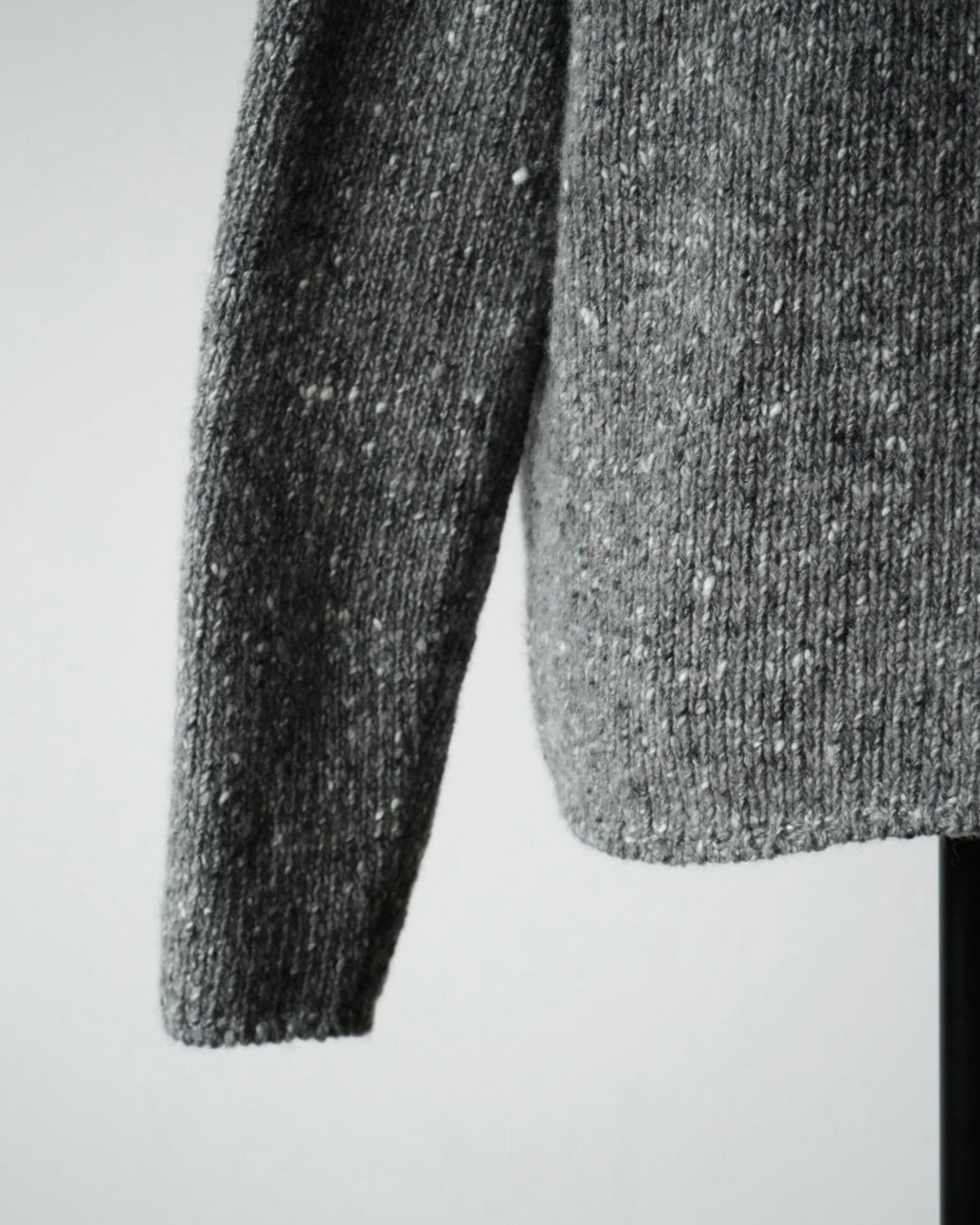 LOW-GAUGE HOMESPUN TWEED KNIT BOAT-NECK P/O