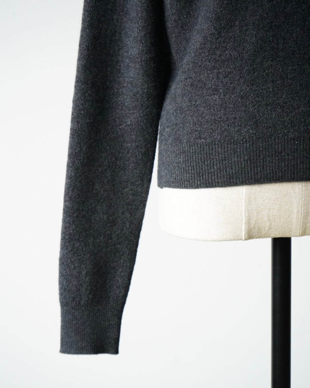 SMOOTH FULLED WOOL KNIT HALF ZIP P/O