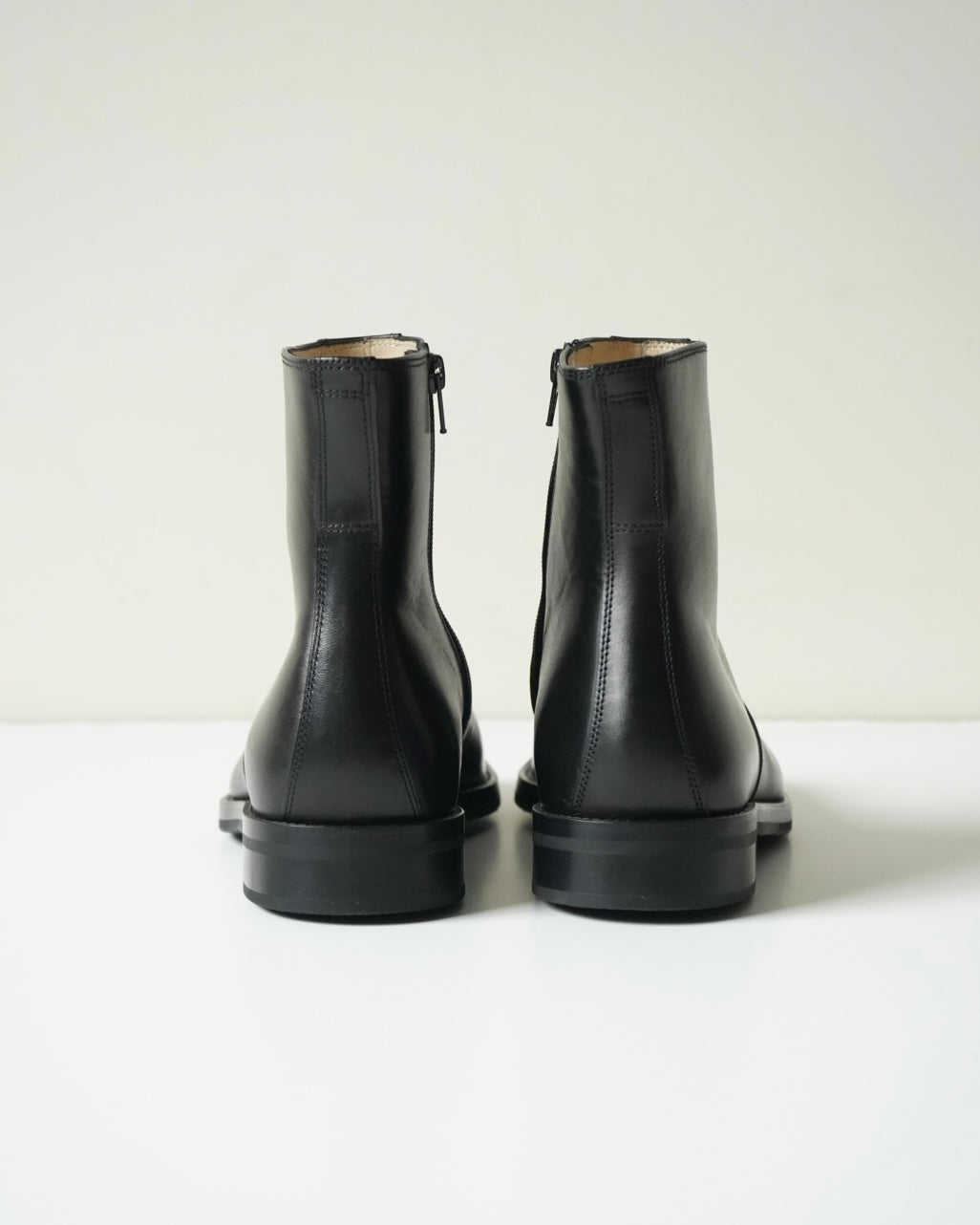 ZIPEED BOOTS