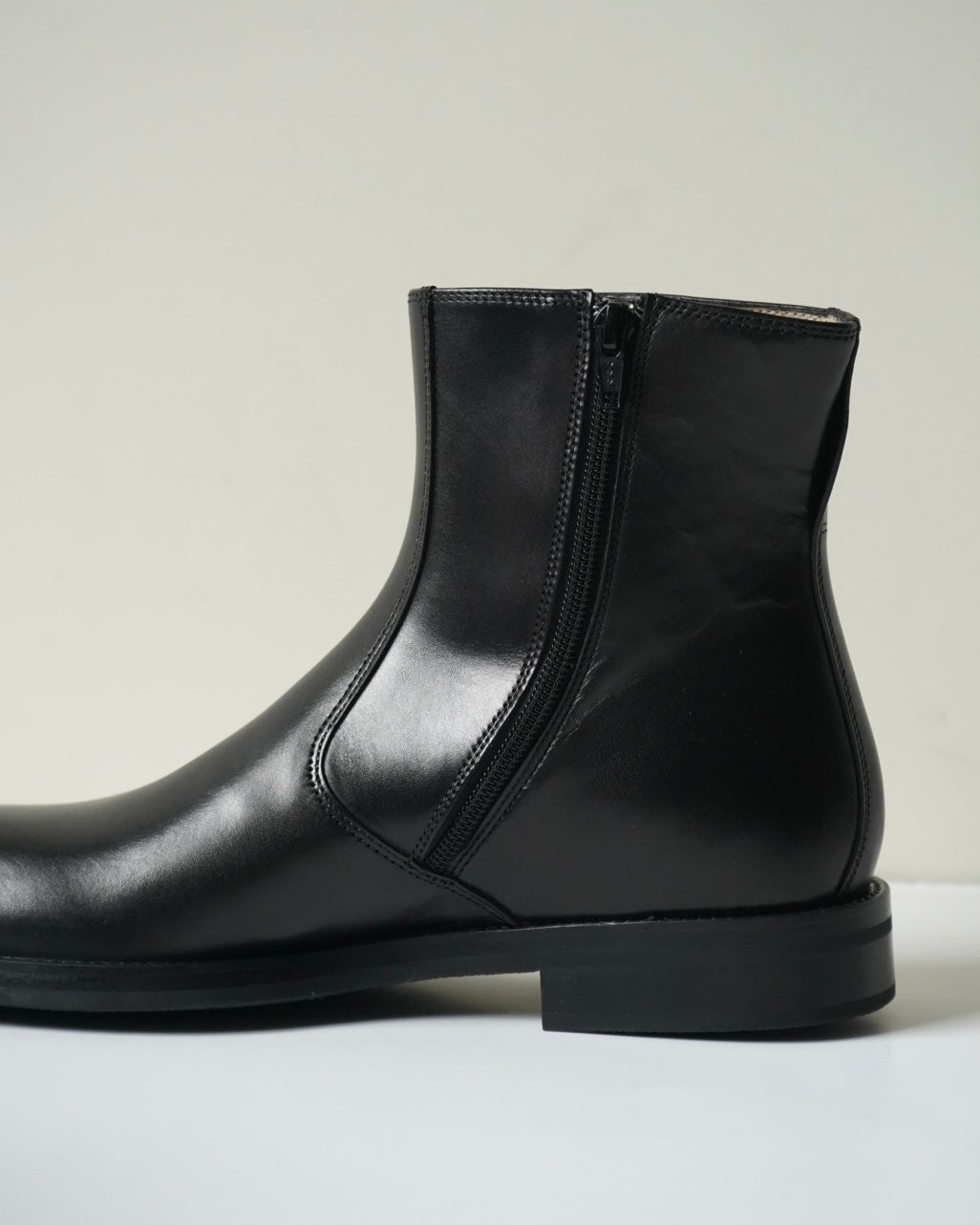ZIPEED BOOTS