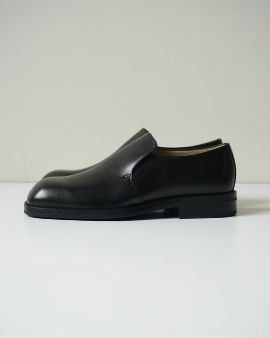 FORMAL SLIP ON