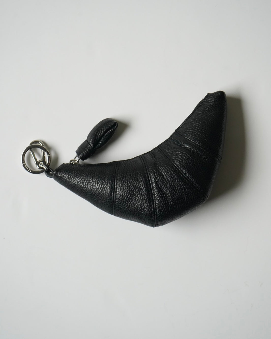 CROSSBODY CROISSANT COIN