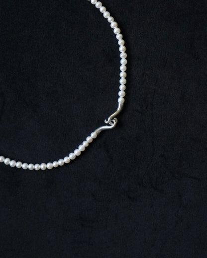 BABY PEARL COLLAR