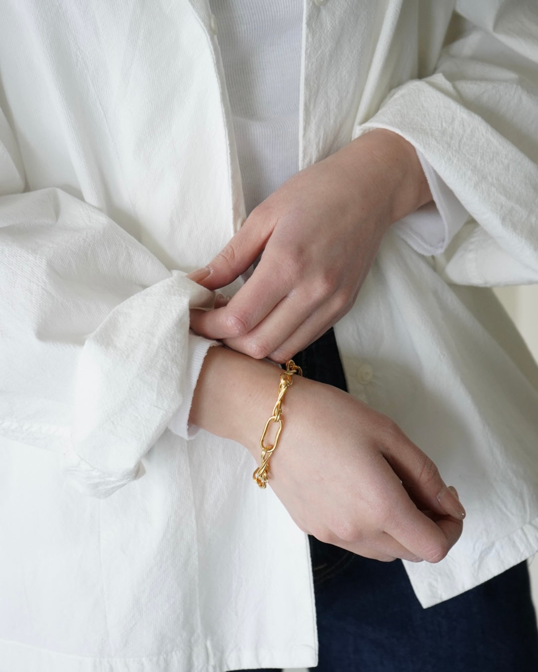 DOUBLE DELICATE CHAIN BRACELET