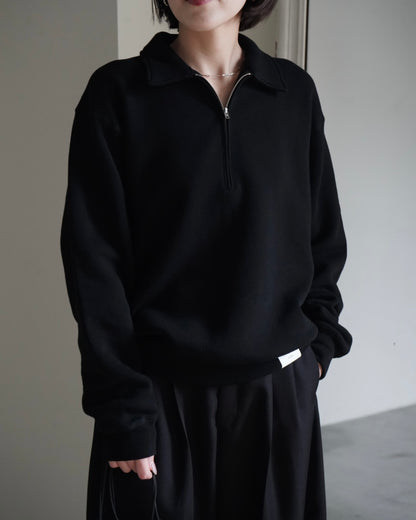COLLARED SWEAT SHIRT